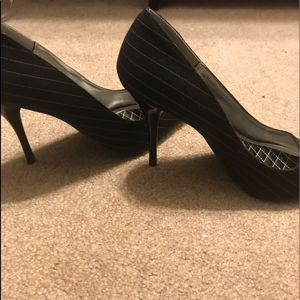 BOGO 1/2 OFF; 3.5 inch black pin stripe heels (pointed toes)